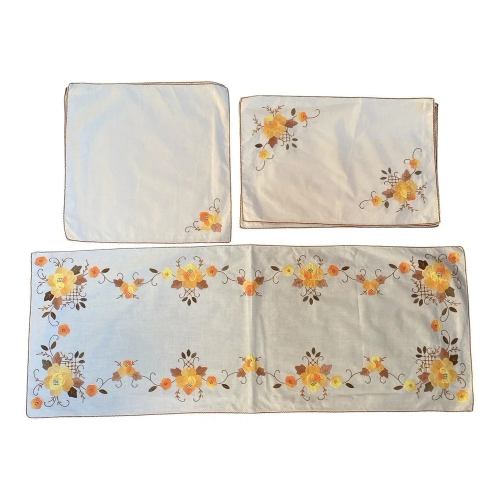 Vintage Table Runner And Napkins Set Floral Appliques Embroidery Handmade